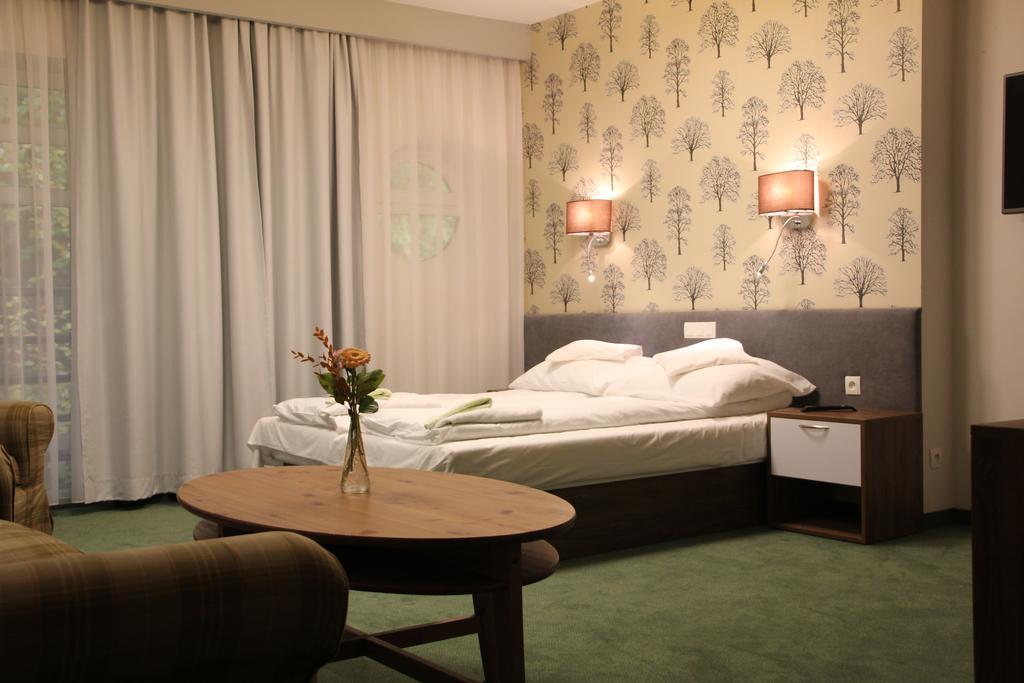 Hotel Lesny โซพอต ภายนอก รูปภาพ